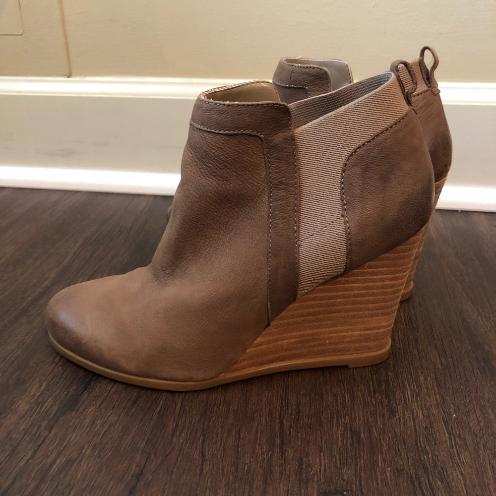 Crown Vintage Leather Carly Wedge